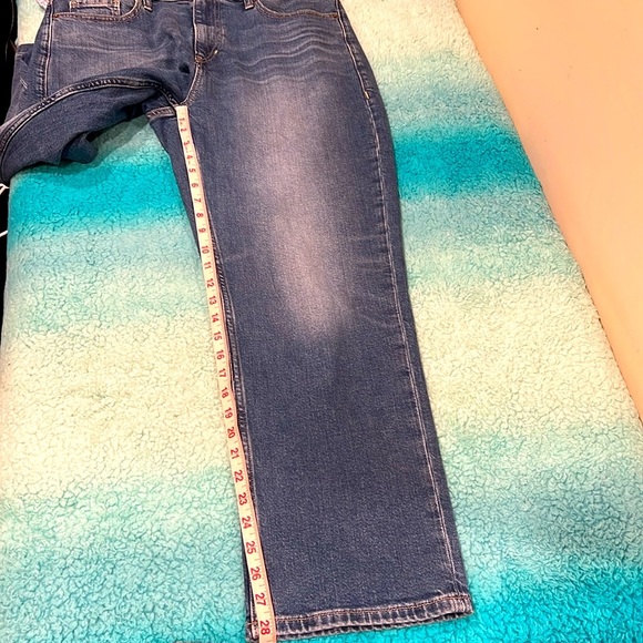 🔥BR  NWOT Classic Blue Jeans🔥 - Picture 7 of 8
